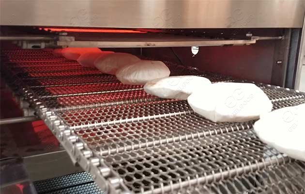 making pita bread machine