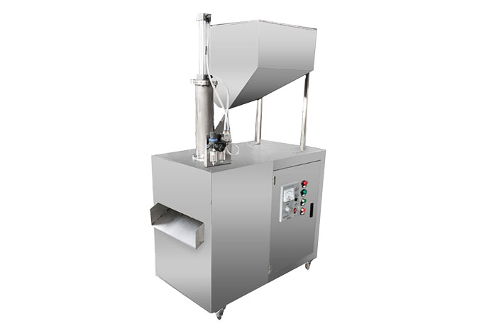 Nuts Slicing Machine