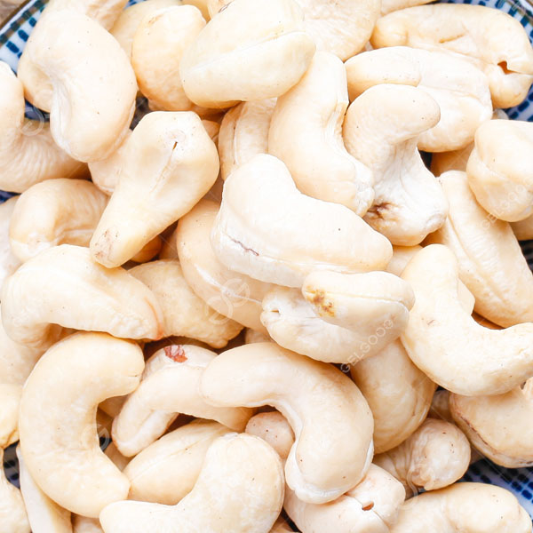 White Cashew Kernels